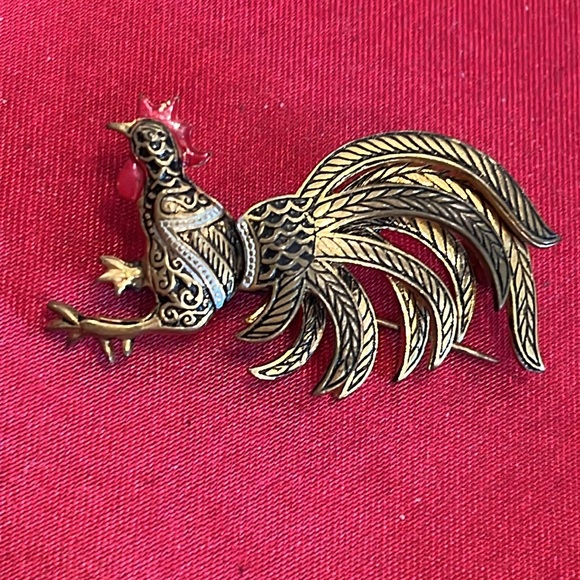Vintage Brooches/Pins set of 3. Roaster Toledo Spain, Turtle Pell & Squirrel. - Picture 3 of 15